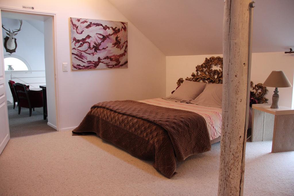 Bed and Breakfast Domaine Du Moulin De L'Etang Châtillon-sur-Marne Pokoj fotografie