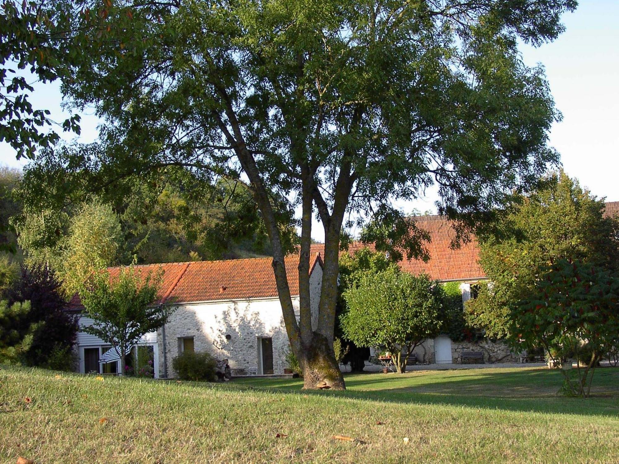 Bed and Breakfast Domaine Du Moulin De L'Etang Châtillon-sur-Marne Exteriér fotografie